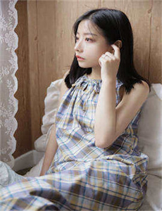 惊艳美女-亚洲一卡2卡三卡四卡精品